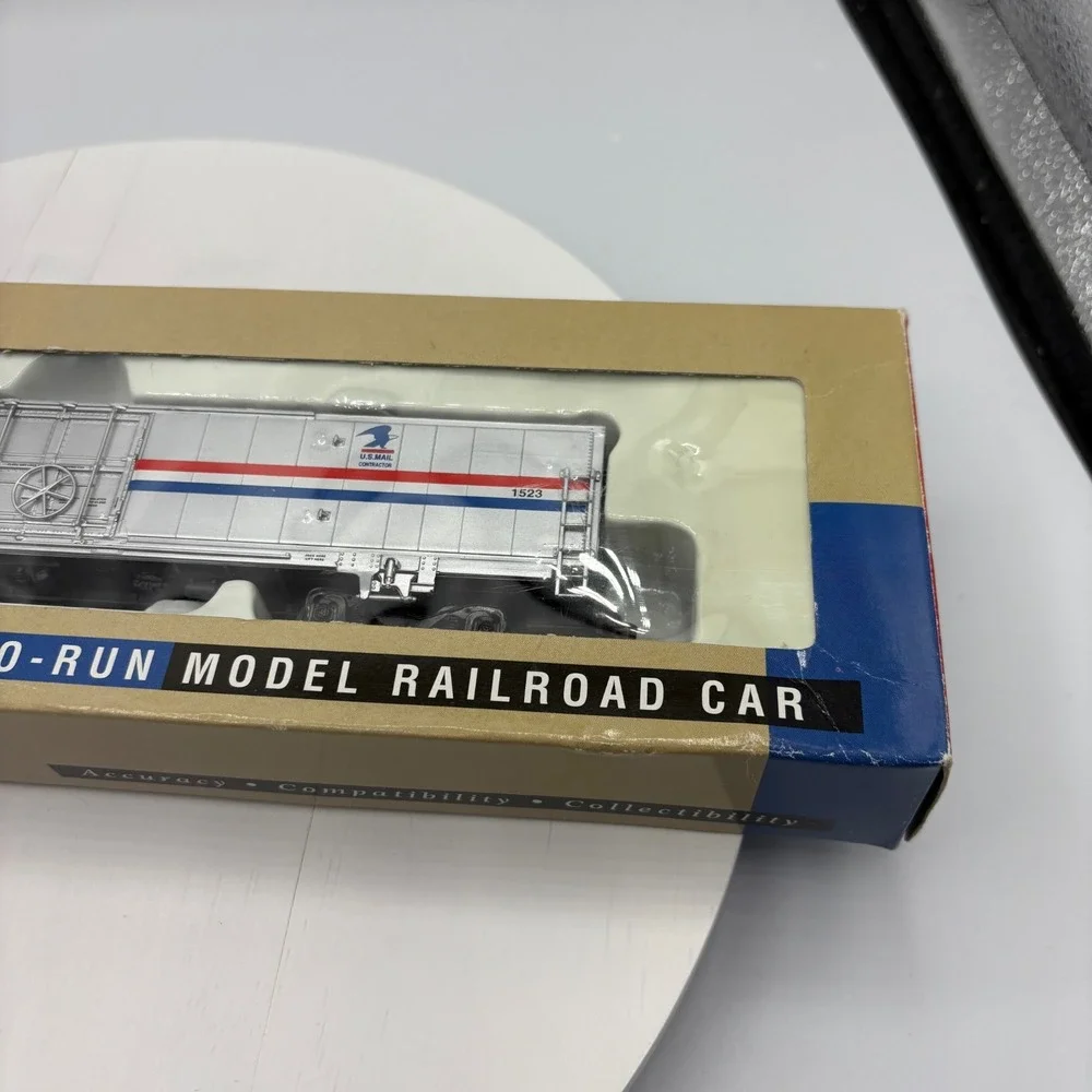 Walthers brand new
